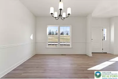 25 Lillian Court #10, Williams Township, PA 18042 - Photo 5