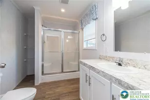 465 Royal Manor Rd, Williams Township, PA 18042 - Photo 11