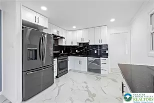 1043 Erie St, Allentown City, PA 18103 - Photo 9