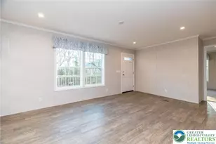 465 Royal Manor Rd, Williams Township, PA 18042 - Photo 9