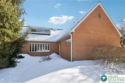 4861 Sydney Close, Lower Macungie Twp, PA 18062 - Photo 61