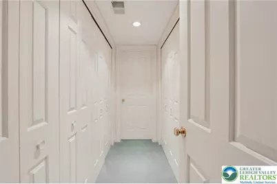 4861 Sydney Close, Lower Macungie Twp, PA 18062 - Photo 49