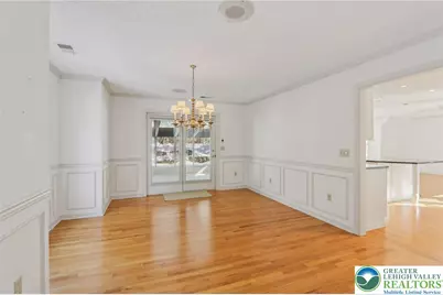 4861 Sydney Close, Lower Macungie Twp, PA 18062 - Photo 9