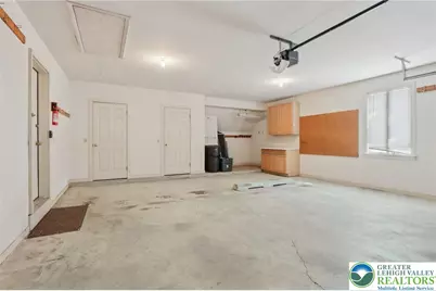 4861 Sydney Close, Lower Macungie Twp, PA 18062 - Photo 59