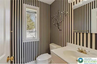 4861 Sydney Close, Lower Macungie Twp, PA 18062 - Photo 25