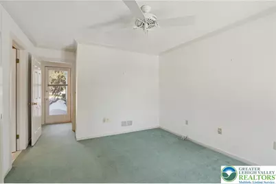 4861 Sydney Close, Lower Macungie Twp, PA 18062 - Photo 39