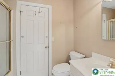 4861 Sydney Close, Lower Macungie Twp, PA 18062 - Photo 41