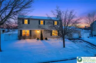 132 Woodview Dr, Trumbauersville, PA 18951 - Photo 1