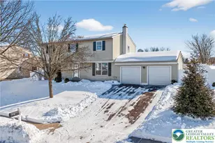 132 Woodview Dr, Trumbauersville Boro, PA 18951 - Photo 3