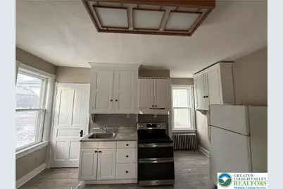 170 Whitfield Street #Floor 1, Nazareth, PA 18064 - Photo 3