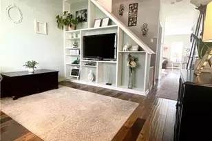 1076 King Way, Upper Macungie Township, PA 18031 - Photo 5