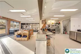 67 Park Ave, Wind Gap, PA 18091 - Photo 9