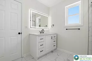 255 E Railroad St, Nesquehoning Boro, PA 18240 - Photo 21