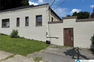 527 Division St, Bangor, PA 18013 - Photo 3