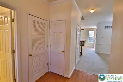 867 King Way, Breinigsville, PA 18031 - Photo 3