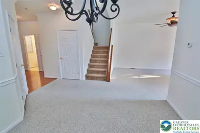 867 King Way, Breinigsville, PA 18031 - Photo 5