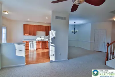 867 King Way, Breinigsville, PA 18031 - Photo 9