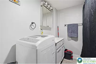 826 Cherokee Street, Fountain Hill Boro, PA 18015 - Photo 17