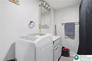 826 Cherokee St, Fountain Hill Boro, PA 18015 - Photo 17