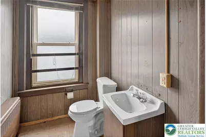 1106 Broadway, Fountain Hill, PA 18015 - Photo 17