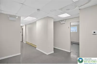 1106 Broadway, Fountain Hill, PA 18015 - Photo 5