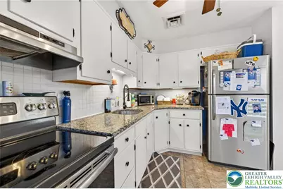 104 El Reno Avenue, Upper Nazareth Twp, PA 18064 - Photo 17