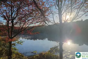 2208 Mohegan Ct, Long Pond, PA 18334 - Photo 13