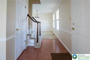 4386 Hilltop Cir, Bethlehem Township, PA 18020 - Photo 7