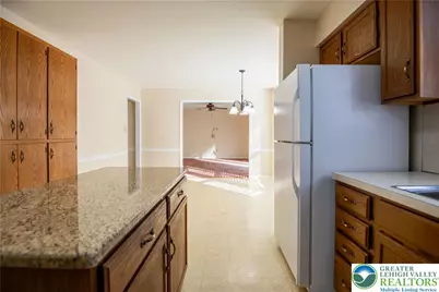 4386 Hilltop Circle, Bethlehem Township, PA 18020 - Photo 11