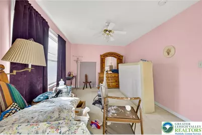 2354 Market, South Whitehall Twp, PA 18104 - Photo 21