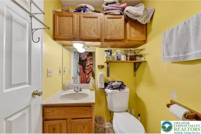 2354 Market, South Whitehall Twp, PA 18104 - Photo 19