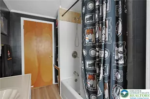 415 W White St, Summit Hill Boro, PA 18250 - Photo 21