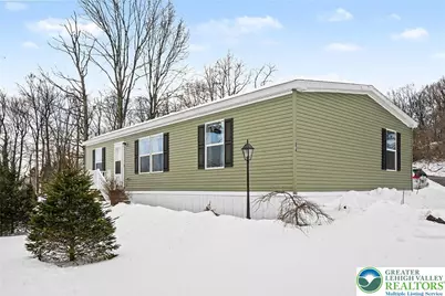 84 Mansfield Drive, Longswamp Twp, PA 18062 - Photo 3