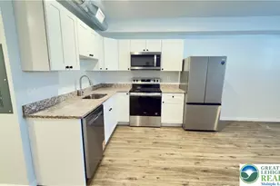 403 Walnut St, Bath Boro, PA 18014 - Photo 5