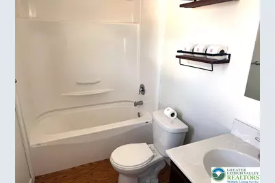 1825 US Route 209 #202, Chestnuthill Twp, PA 18322 - Photo 9