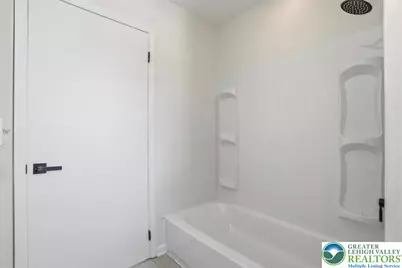 943 Crawford Street, Bethlehem, PA 18017 - Photo 9