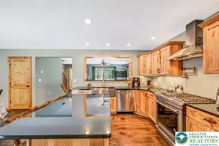 1055 Sugar Hollow Rd, Chestnuthill Twp, PA 18353 - Photo 17