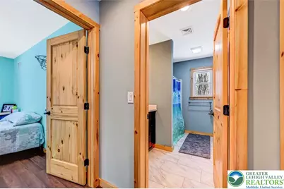 1055 Sugar Hollow Road, Chestnuthill Twp, PA 18353 - Photo 47