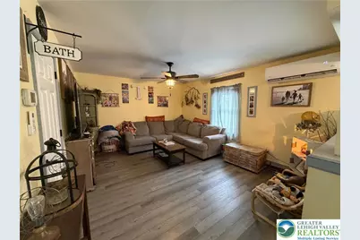 303 E Mountain Top Road, Summit Hill, PA 18250 - Photo 11