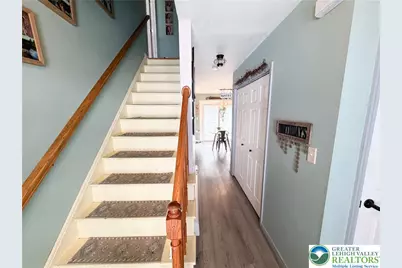 303 E Mountain Top Road, Summit Hill, PA 18250 - Photo 9