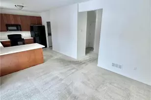 257 Milkweed Dr, Upper Macungie Township, PA 18104 - Photo 5