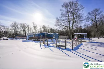 8600 Delong Drive, Heidelberg Twp, PA 18080 - Photo 15