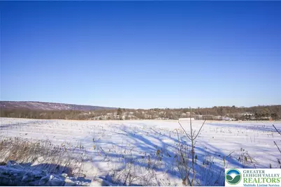 8600 Delong Drive, Heidelberg Twp, PA 18080 - Photo 19