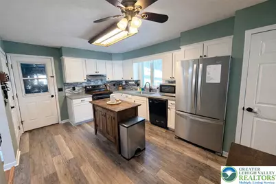 1060 Arbor Lane, Slatington, PA 18080 - Photo 11