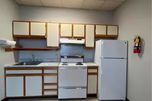 23 Belvidere St, Nazareth, PA 18064 - Photo 3