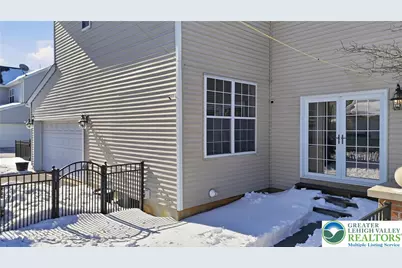 845 Garden Court, Easton, PA 18040 - Photo 3