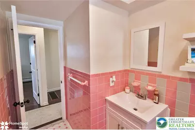 2227 W Woodlawn Street, South Whitehall Twp, PA 18104 - Photo 19