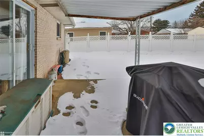 2227 W Woodlawn Street, South Whitehall Twp, PA 18104 - Photo 37