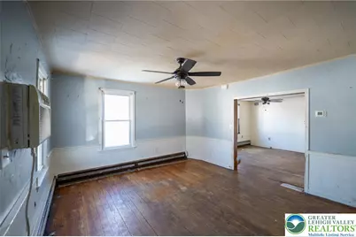 34 N Prospect Street, Phillipsburg, NJ 08865 - Photo 7