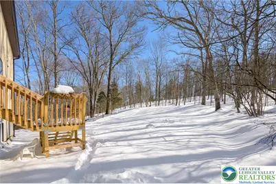 218 Blue Jay Court, Bushkill, PA 18324 - Photo 3